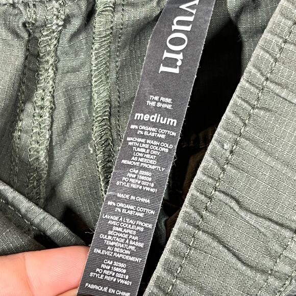 Vuori Pants Womens Medium Green Ripstop Drawstring Style VW401 Drawstring Light - Picture 3 of 8